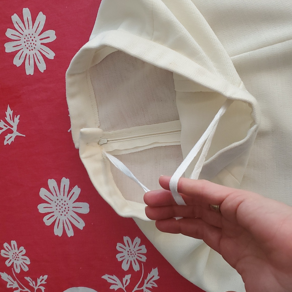 Vintage White A-line Skirt - Picture 7 of 9